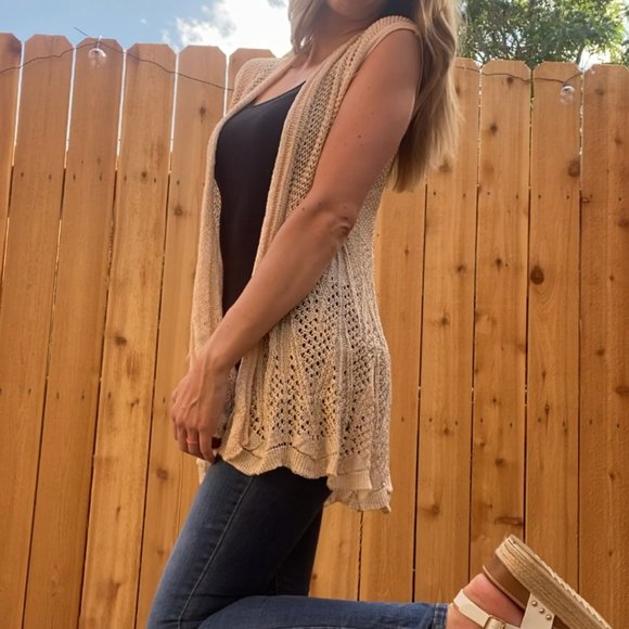 Guess Tan Cabi Knit Sleeveless Sweater - Picture 2 of 7